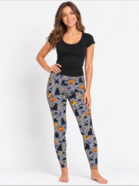 TIME AND TRU 🐈‍⬛ Mummy Cats Halloween Themed High Rise Leggings/PJ Bottoms